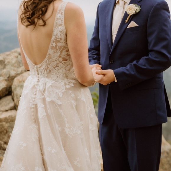 Mon Cherie Bridal Gown - Picture 4 of 7